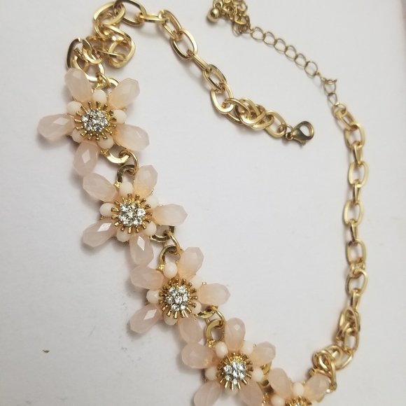 Floral Necklace - Picture 2 of 2